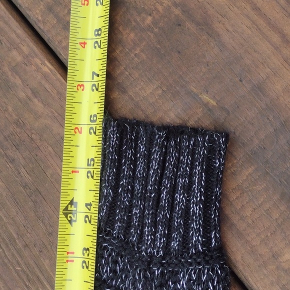 BONGO Black and Metallic Silver Open Knit Sweater Size Large - Picture 9 of 11